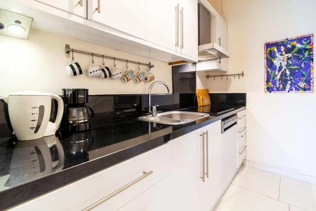 Cozy Flat In Beyoglu Near Public Transportation Apartment Istanbul